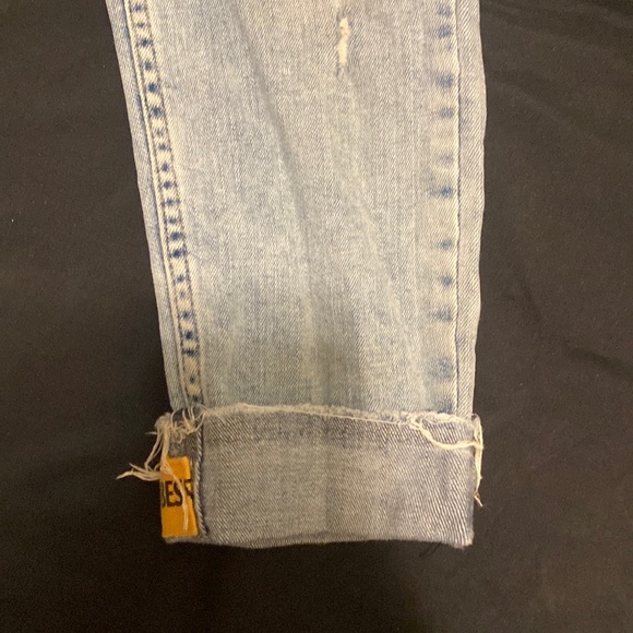 Zara Distressed Jeans - Picture 6 of 8